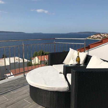 Апартаменты Ferienhaus Ivanka Трогир Экстерьер фото